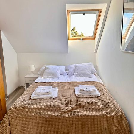 Klimatyczny Apartament Nr 8 Z Widokiem Na Gory Sowie Bielawa  Luaran gambar