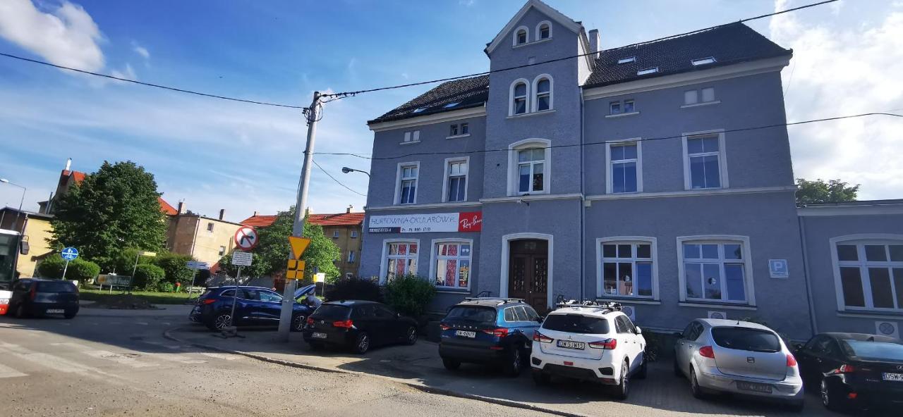 Klimatyczny Apartament Nr 8 Z Widokiem Na Gory Sowie Bielawa  Luaran gambar