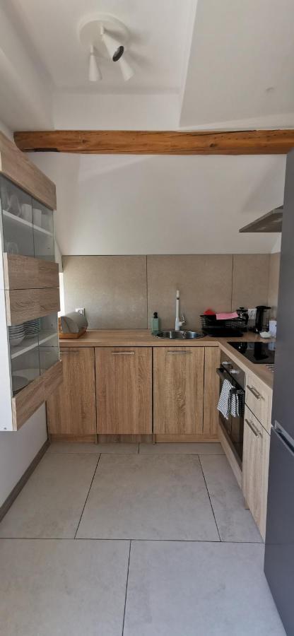 Klimatyczny Apartament Nr 8 Z Widokiem Na Gory Sowie Bielawa  Luaran gambar