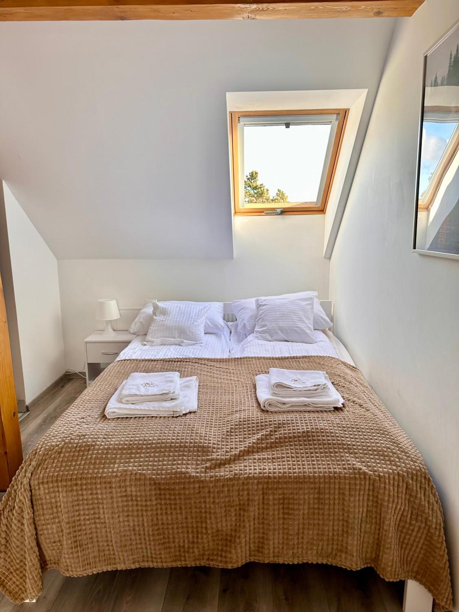 Klimatyczny Apartament Nr 8 Z Widokiem Na Gory Sowie Bielawa  Luaran gambar